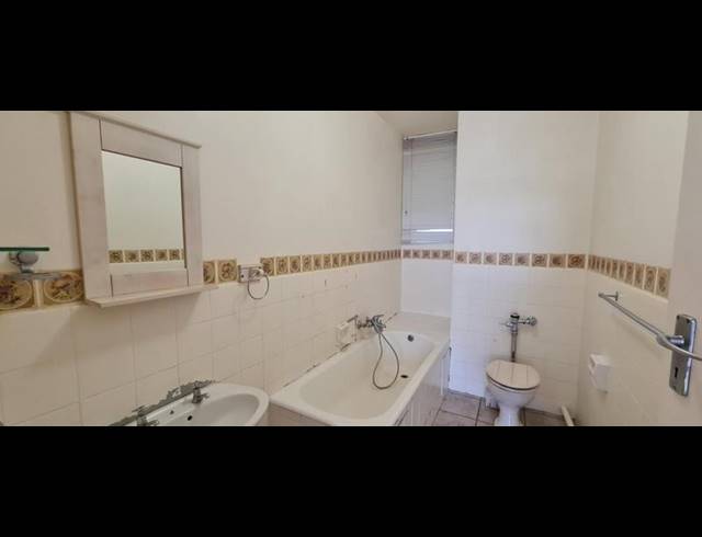 2 BEDROOM APARTMENT FOR SALE IN BEDFORD GARDENS